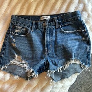 Abercrombie & Fitch Jean Shorts. Size 28